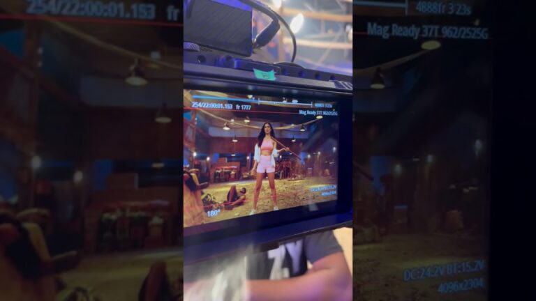 Malavika mohanan BTS