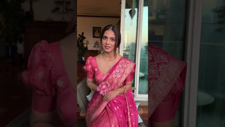 Happy Sankranthi & Happy Pongal ♥️🌸✨. #malavikamohanan